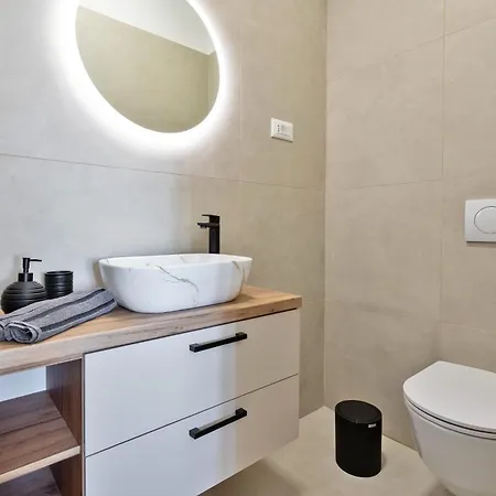 Casa Ladonia, A Stylish Pool In Vakantiehuis